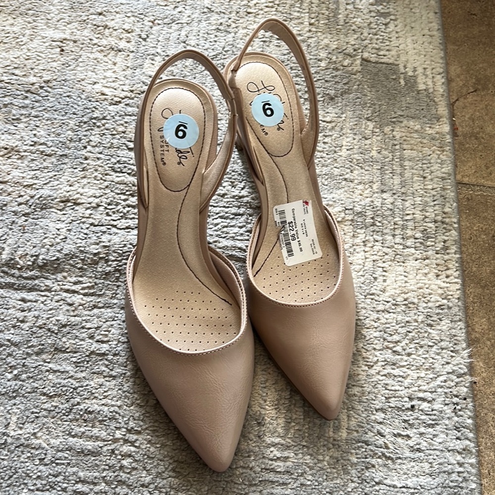Nude heels size 9